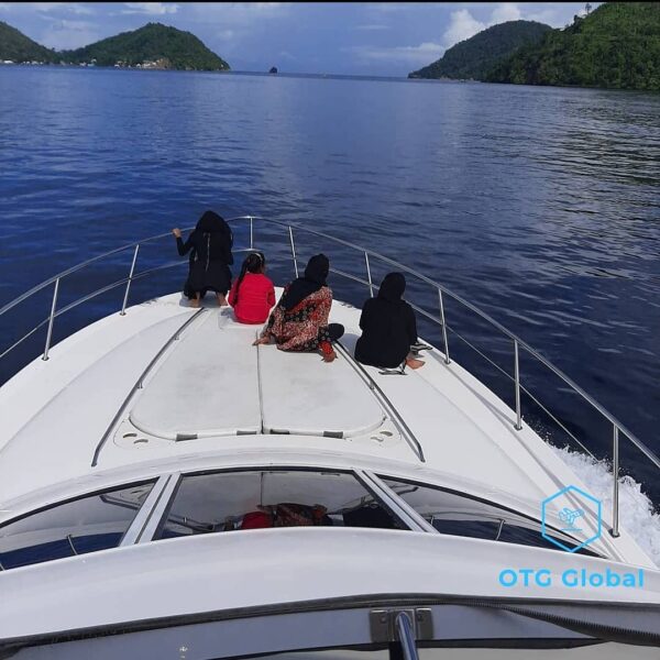 Deluxe Yacht Tour - Down The Islands - Image 5