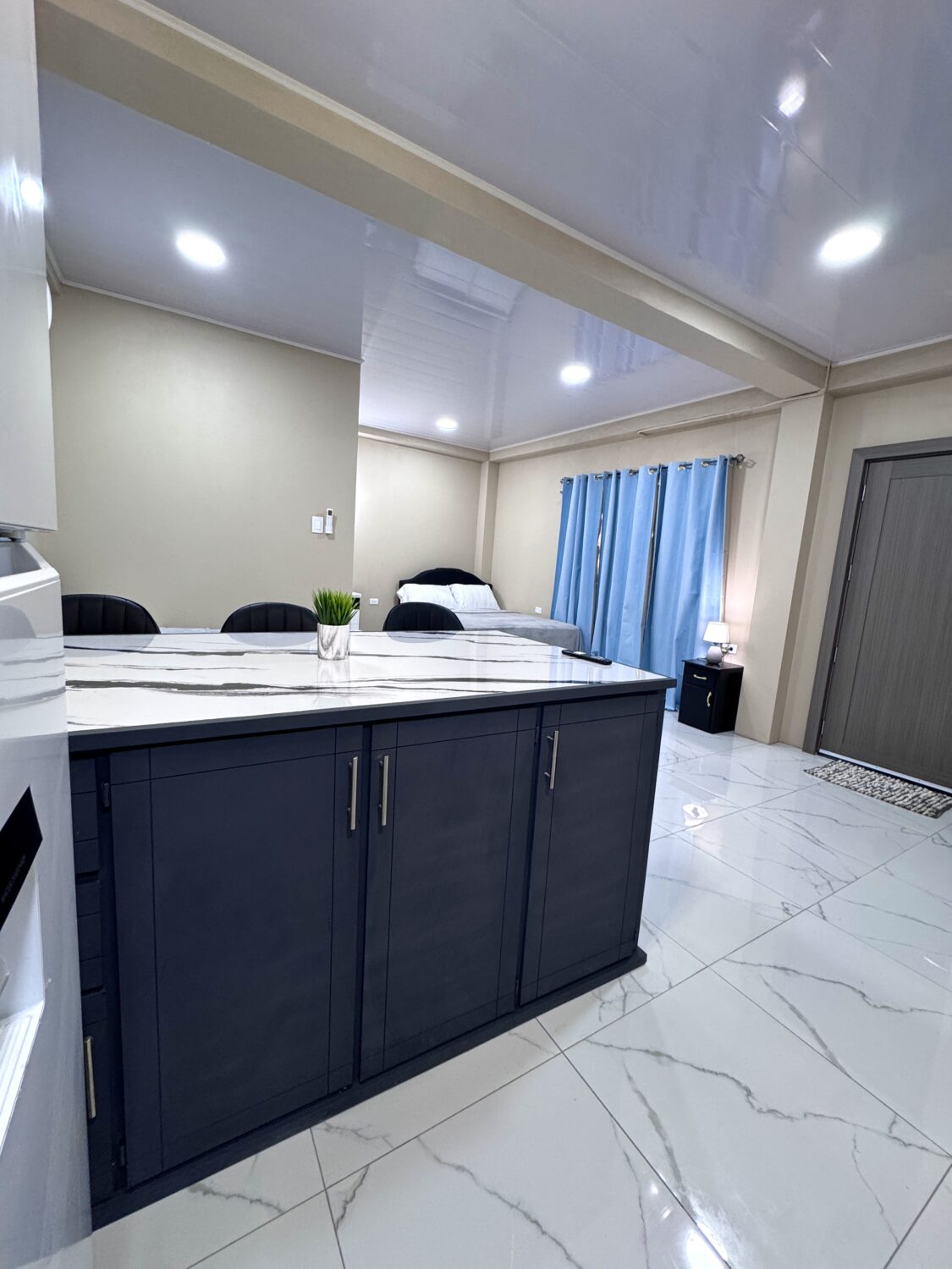 Citrus Suites - Poolside Studio (4 Persons) - Image 7